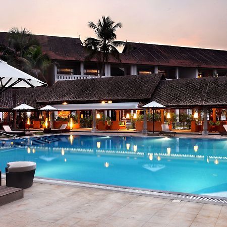 Vasundhara Sarovar Premiere Alappuzha Exterior foto